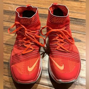 Men’s Nike Free Train Virtue University Red Trainers. 898052 600. Size 12.